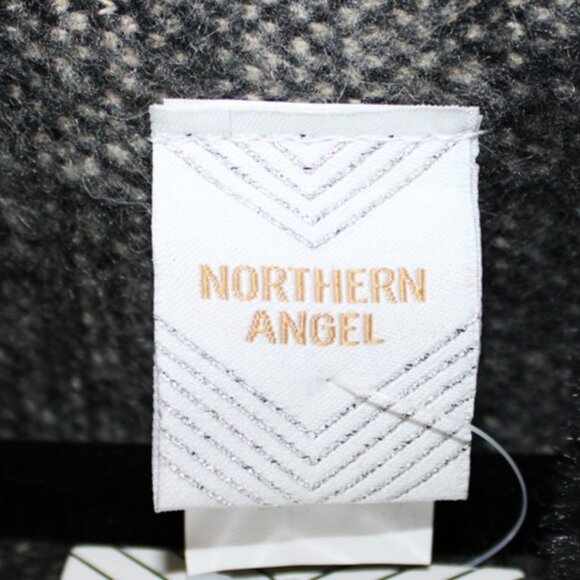 Northern Angel Faux Fur Plaid Coat Gray Black Wrap Jacket NWT - Picture 5 of 6